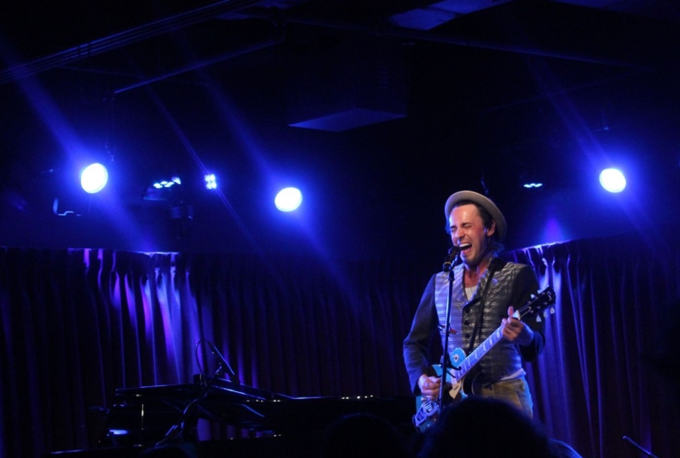 Review: An Artist Creating Art In An Artful Way is Reeve Carney At The Greenroom 42  Image