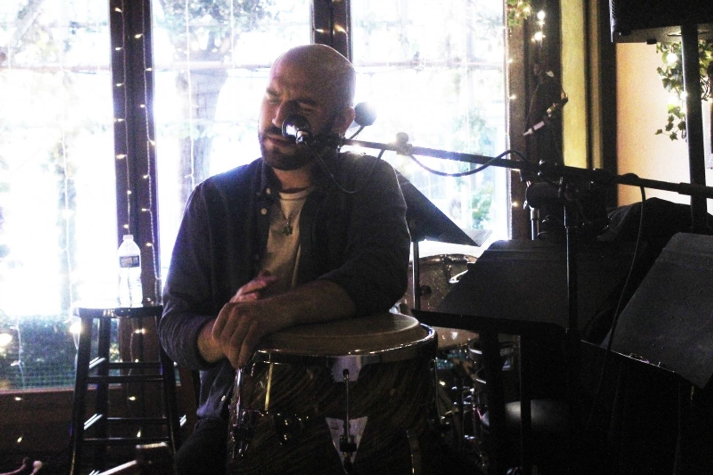 Review: Ari Axelrod Brings All He's Got To The Westbank Cafe Review: Ari Axelrod Brings All He's Got To The Westbank Cafe Image