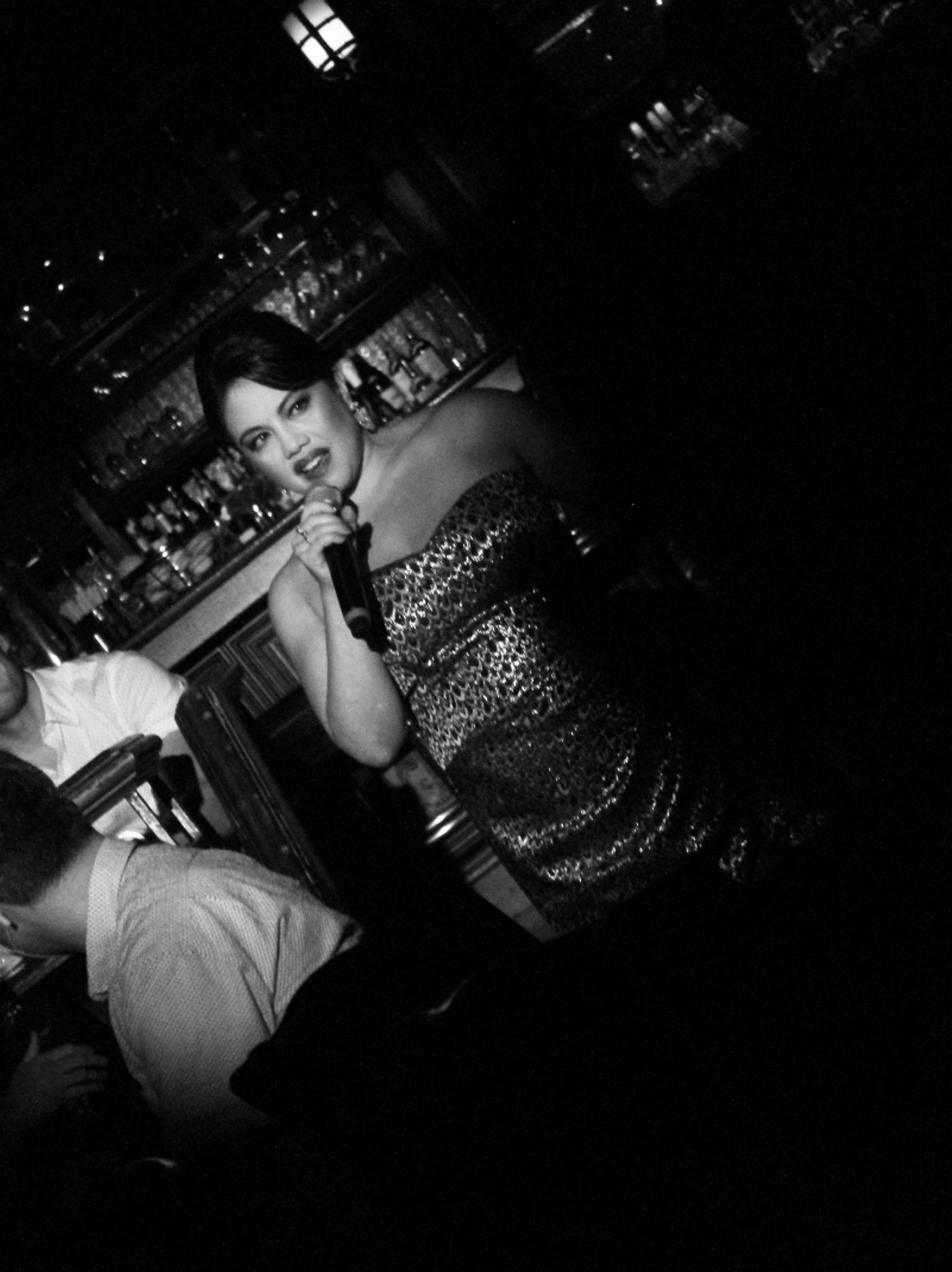 Review: Maria-Christina Oliveras is Glorious in GLORY OF LOVE at Feinstein's/54 Below  Image