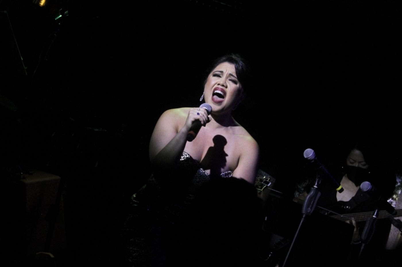 Review: Maria-Christina Oliveras is Glorious in GLORY OF LOVE at Feinstein's/54 Below  Image
