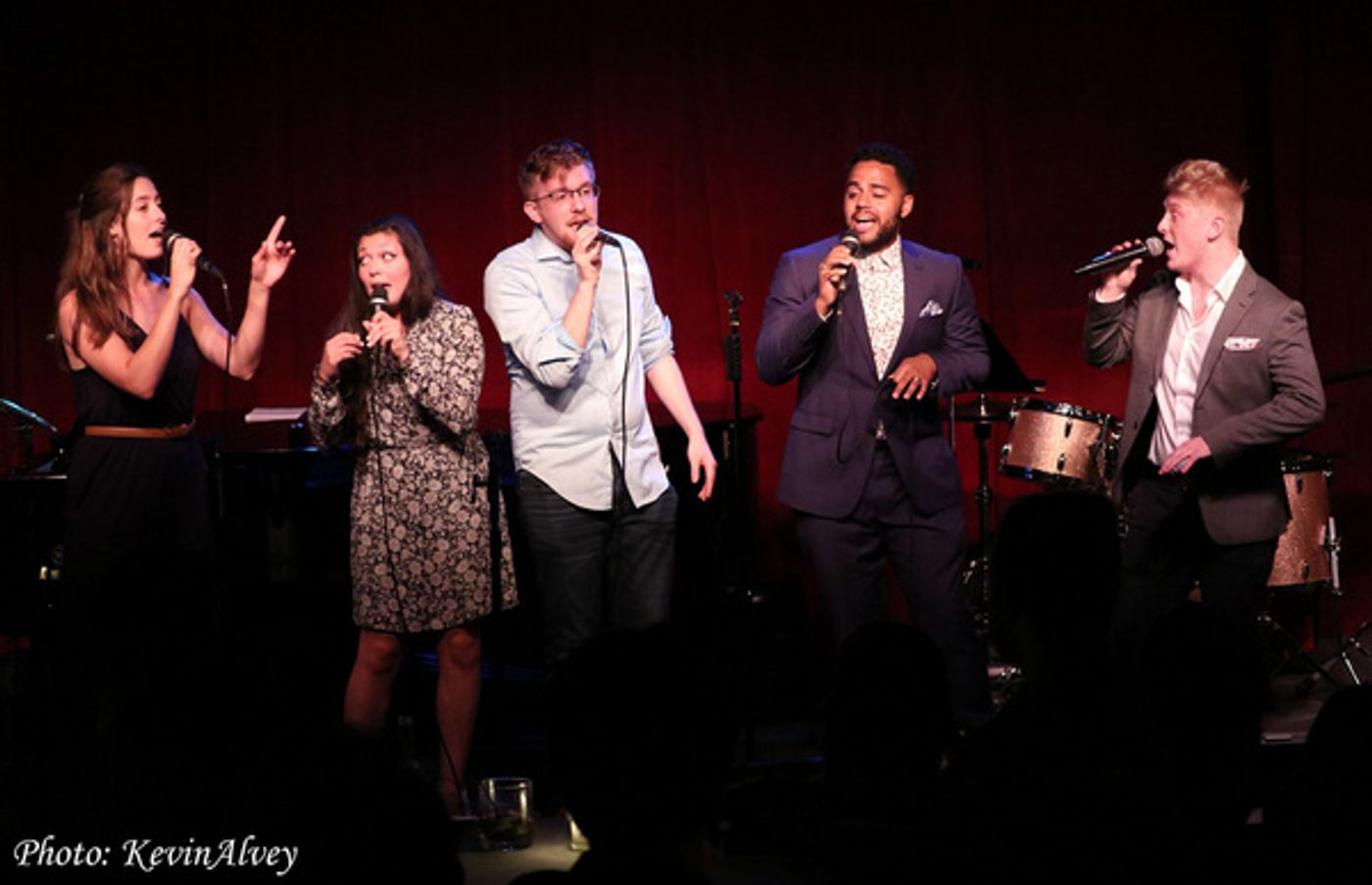 Photos: The Musical Fun Continues At Jim Caruso's Cast Party! Photos: The Musical Fun Continues At Jim Caruso's Cast Party! Image