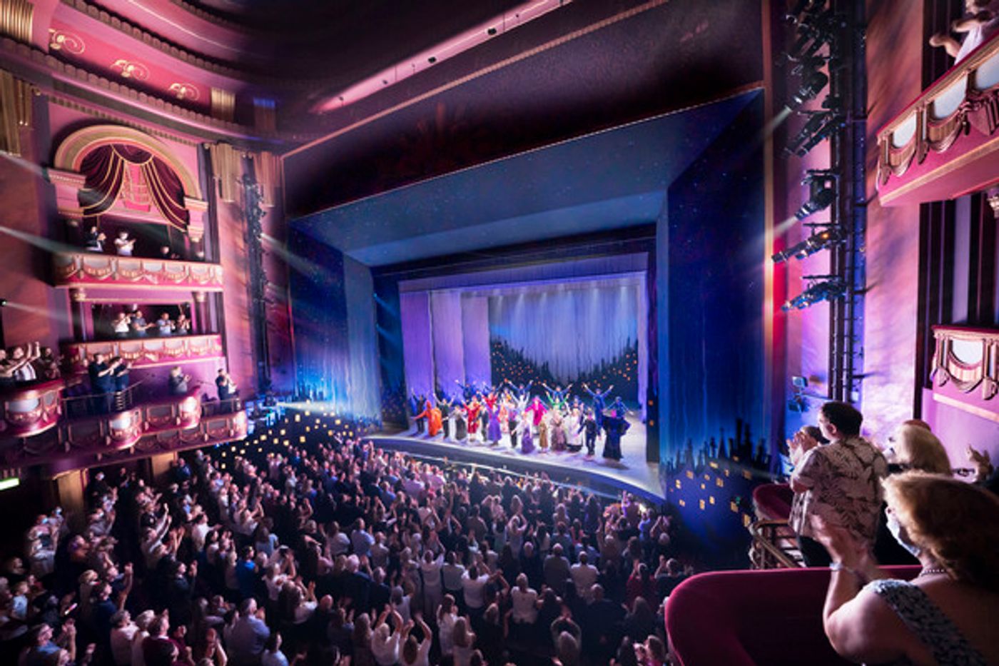 Photos: MARY POPPINS Reopens in the West End Starring Zizi Strallen & Charlie Stemp  Image