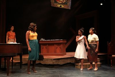 Sasha Hutchings, Najah Hetsberger, Felicia Curry and Darlesia Cearc Photo