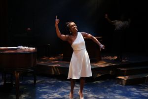 Felicia Curry @ BroadwayWorld Felicia Curry Photo