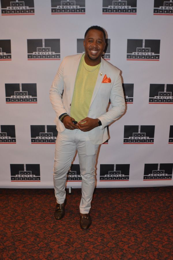 Photos: Live Theatre Returns With A STARRY, STARRY NIGHT At The Argyle Theatre  Image