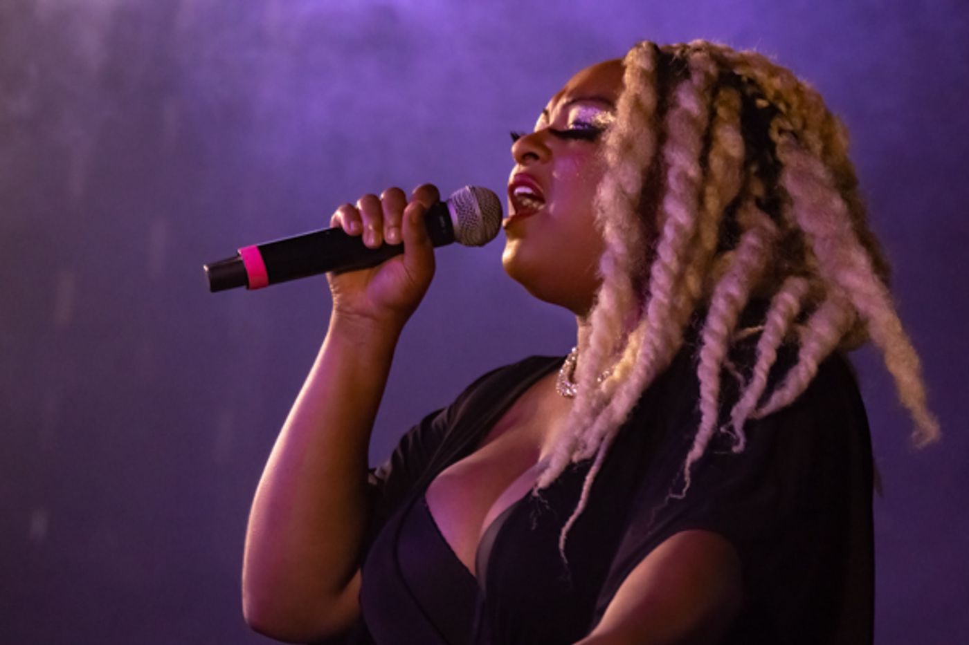 Photos: First look at Virginia West's WEST FAMILY STORY  Image