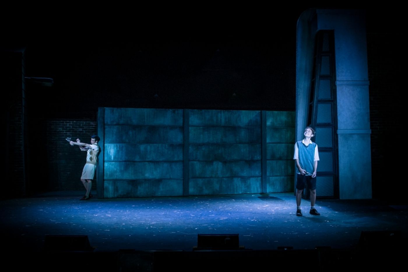 Review: BLOOD BROTHERS at Chateau de Karreveld Review: BLOOD BROTHERS at Chateau de Karreveld Image