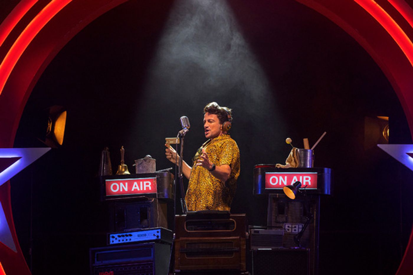 Photos: See Peter Andre, Dan Partridge, Georgia Louise & More in the UK Tour of GREASE  Image