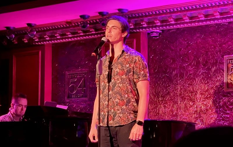 Review: DEREK KLENA Sings Straight From the Heart at Feinstein's 54 Below  Image