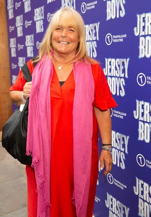 



Linda Robson Photo