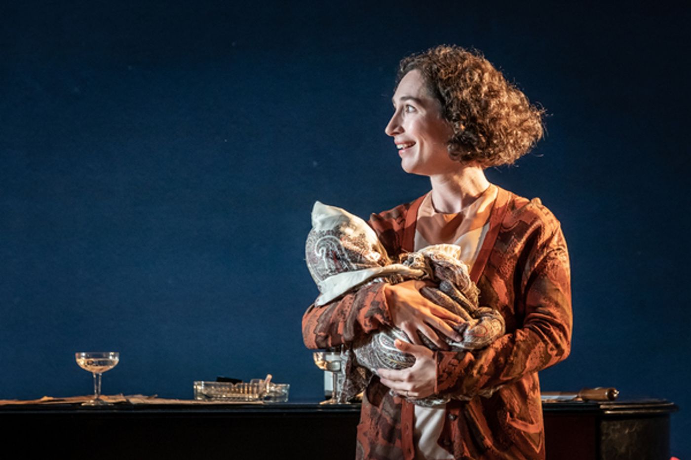 Photos: Tom Stoppard's LEOPOLDSTADT Reopens at Wyndham's Theatre  Image