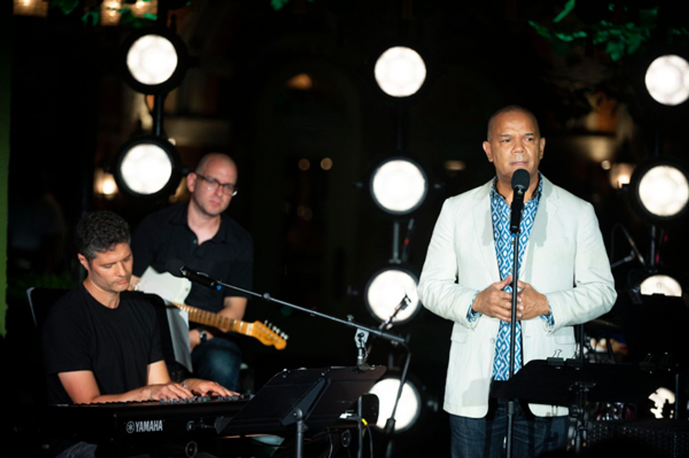 Photos: Tom Kitt Welcomes Special Guests for TODAYTIX AT TAVERN Solo Show  Image