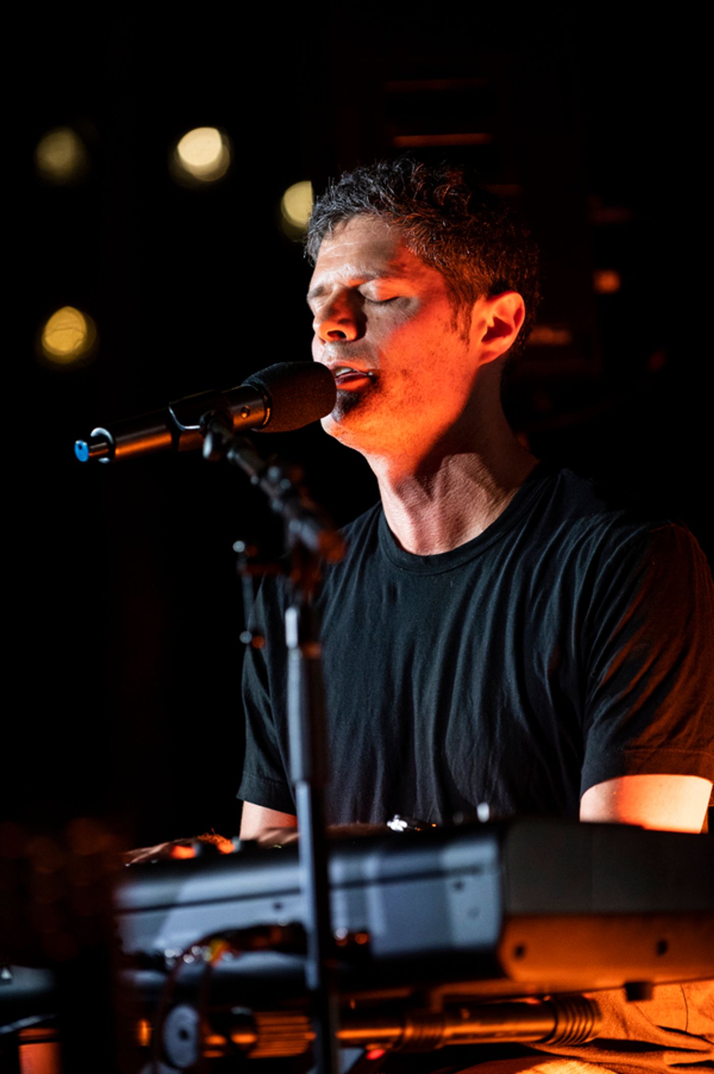 Photos: Tom Kitt Welcomes Special Guests for TODAYTIX AT TAVERN Solo Show  Image