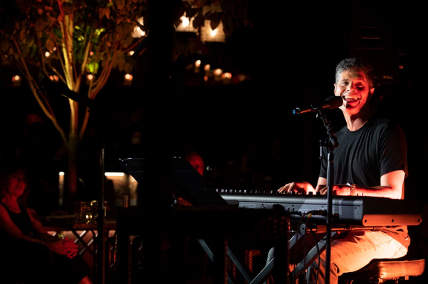 Photos: Tom Kitt Welcomes Special Guests for TODAYTIX AT TAVERN Solo Show  Image