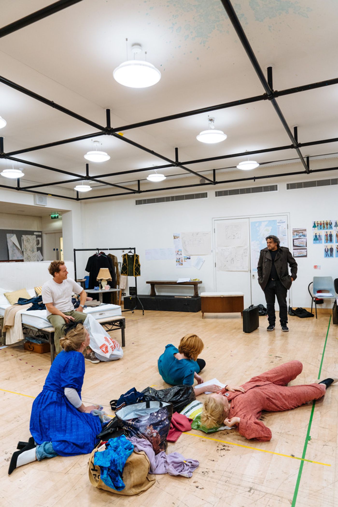 Photos: Inside Rehearsal For THE MEMORY OF WATER at the Hampstead Theatre  Image