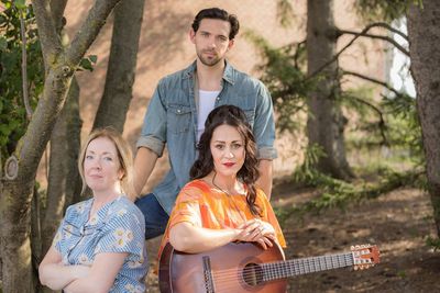 Debbie Williams, Max Falls and Larissa Klinger Photo