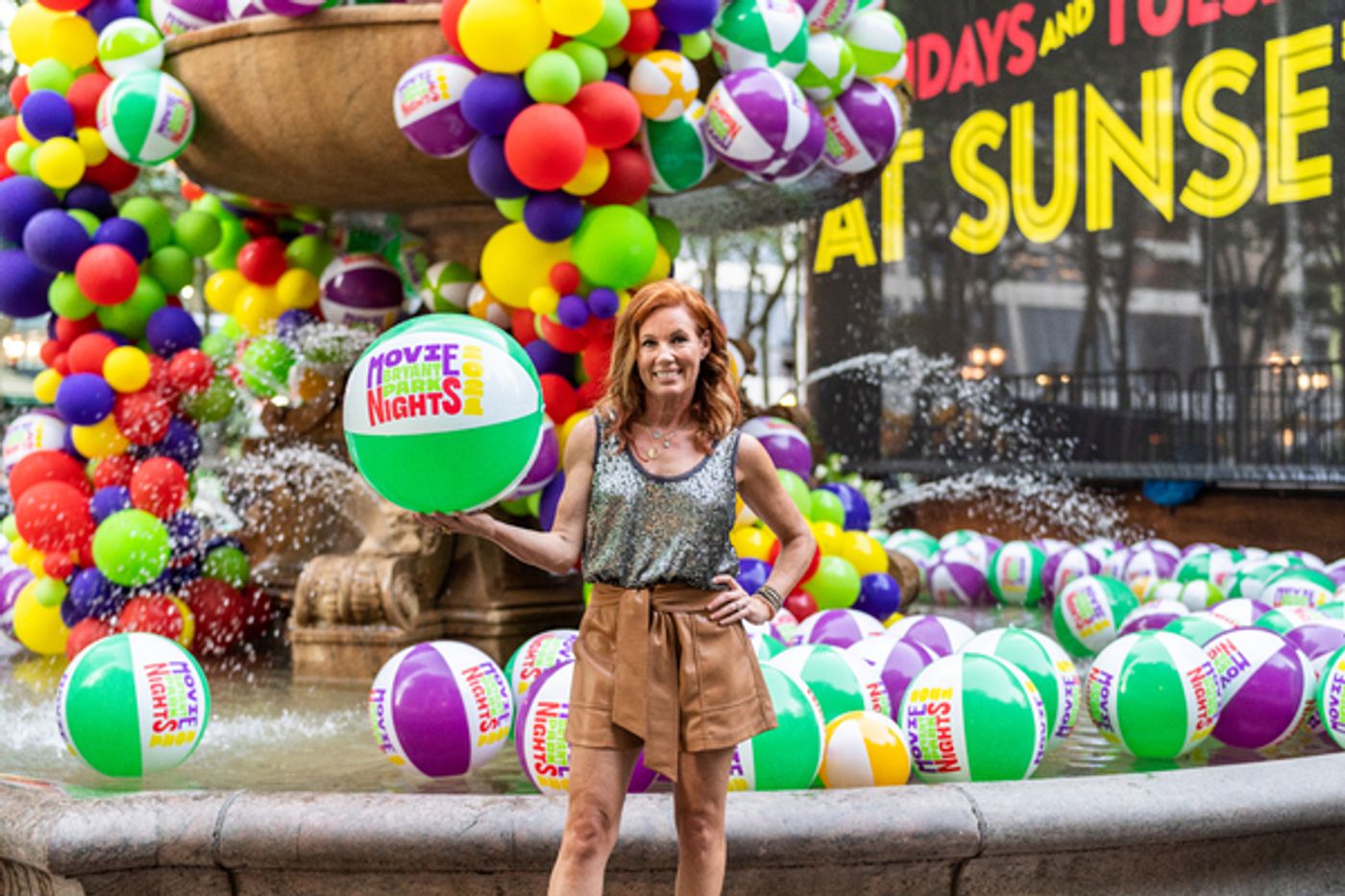 Photos: CLUELESS Star Elisa Donovan Surprises the Crowd at Bryant Park Movie Nights  Image
