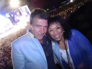 with Antonio Banderas seeing Barbra Streisand in Concert Photo