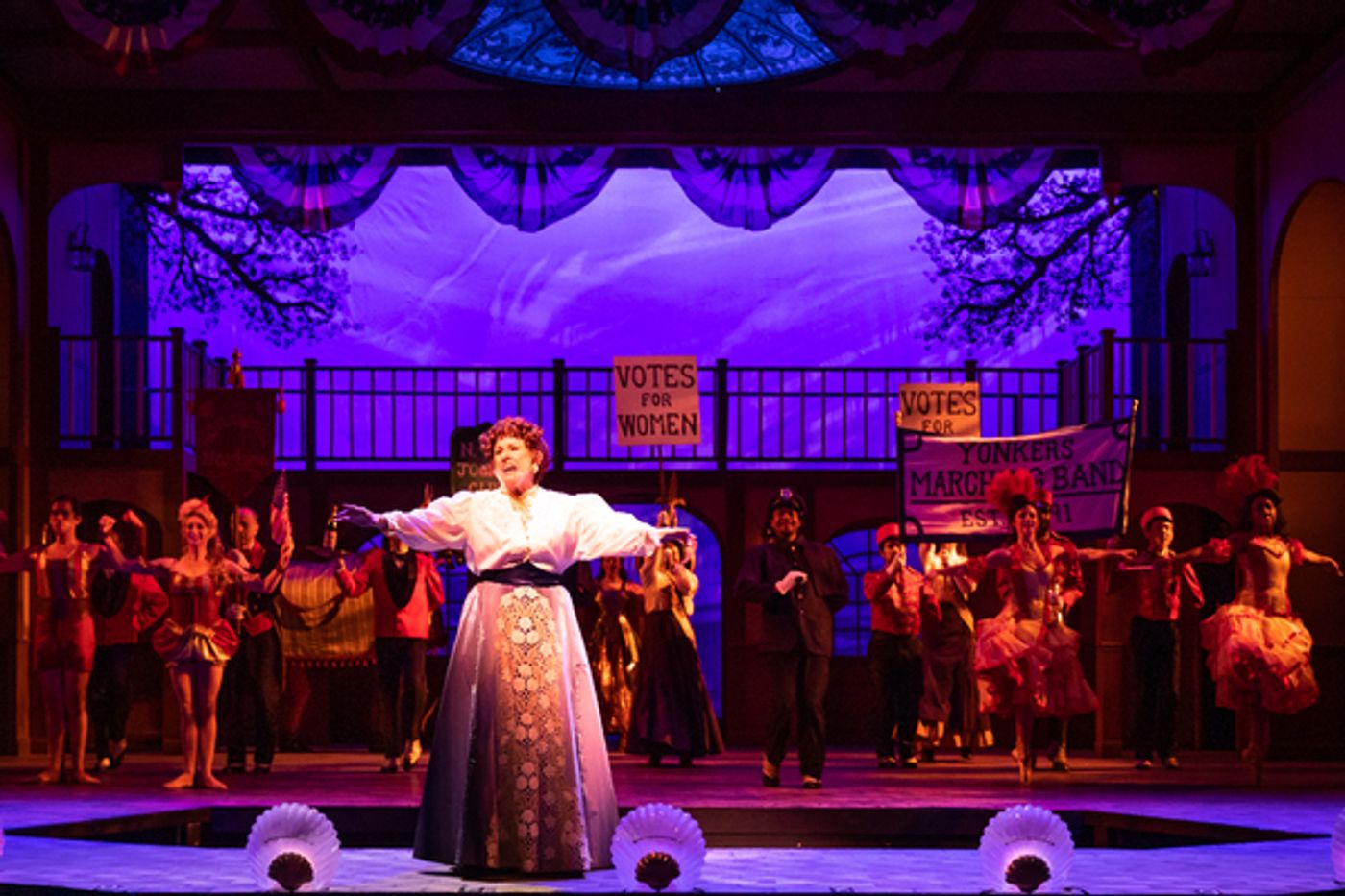 Photos: HELLO, DOLLY! Parades Into Theatre Memphis Photos: HELLO, DOLLY! Parades Into Theatre Memphis Image