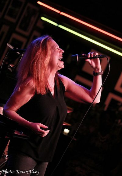 Victoria Shaw Photo
