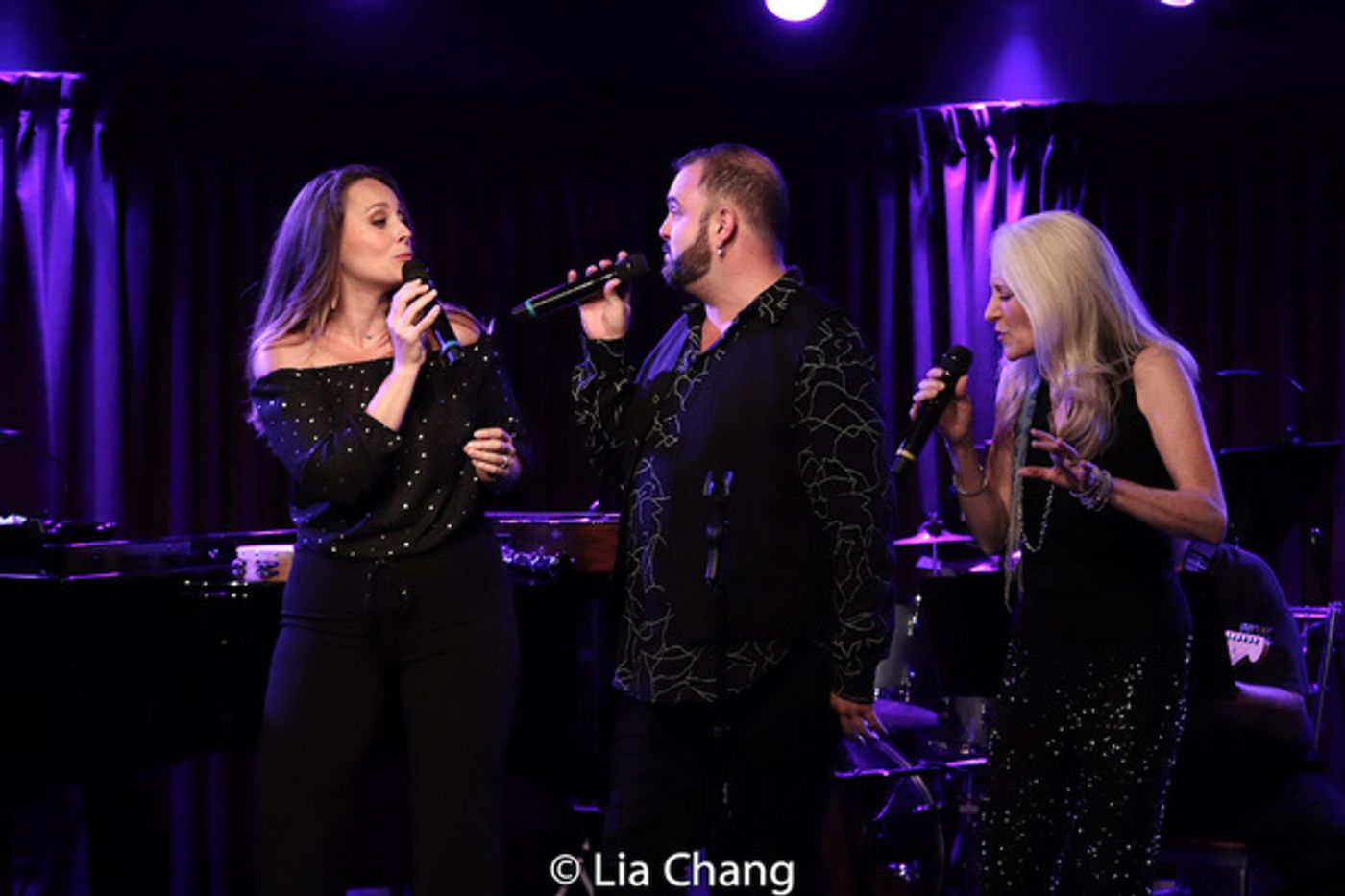 Photos: Elizabeth Ward Land Performs STILL WITHIN THE SOUND OF MY VOICE- THE SONGS OF LINDA RONSTADT  Image