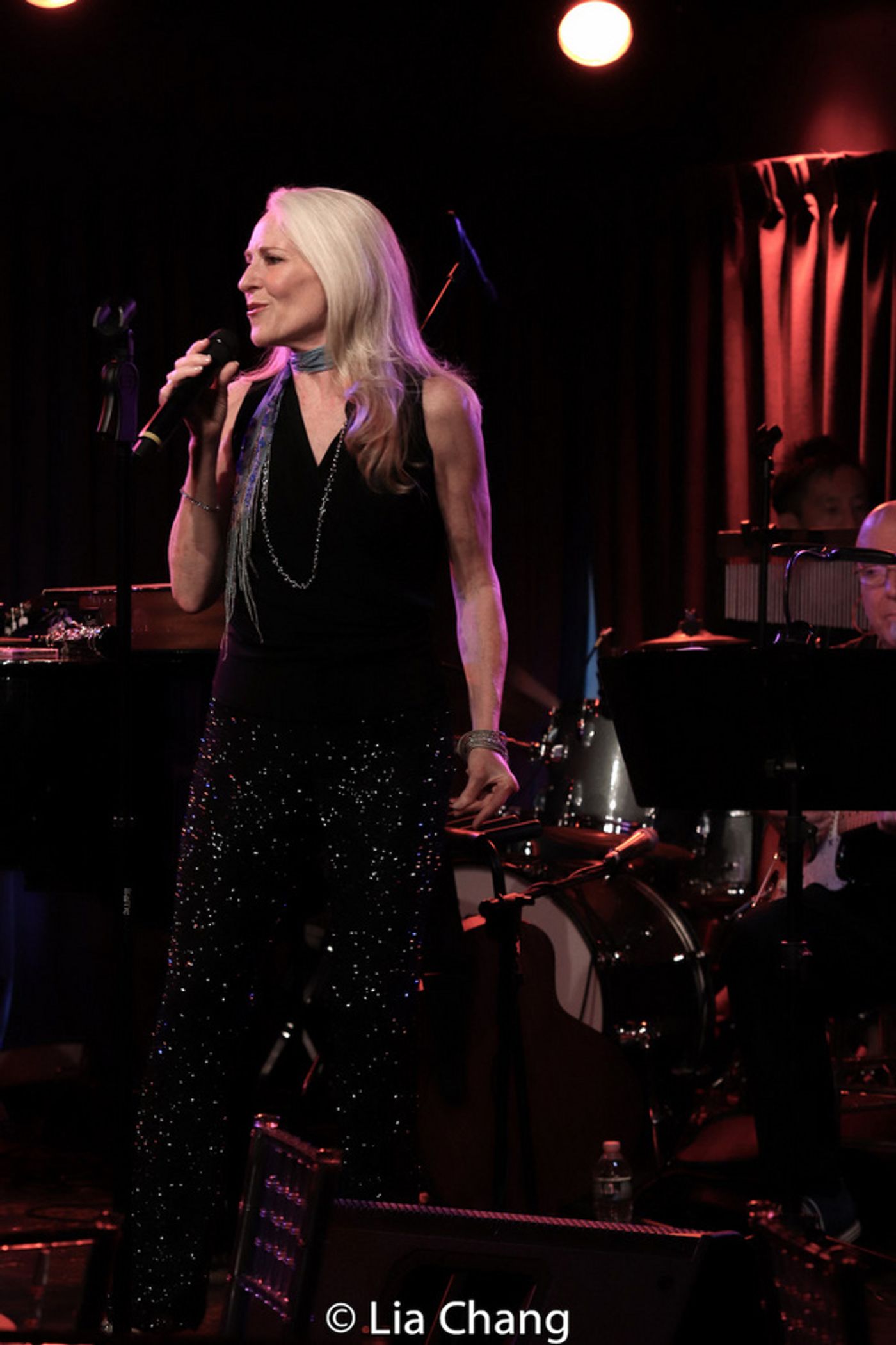 Photos: Elizabeth Ward Land Performs STILL WITHIN THE SOUND OF MY VOICE- THE SONGS OF LINDA RONSTADT  Image