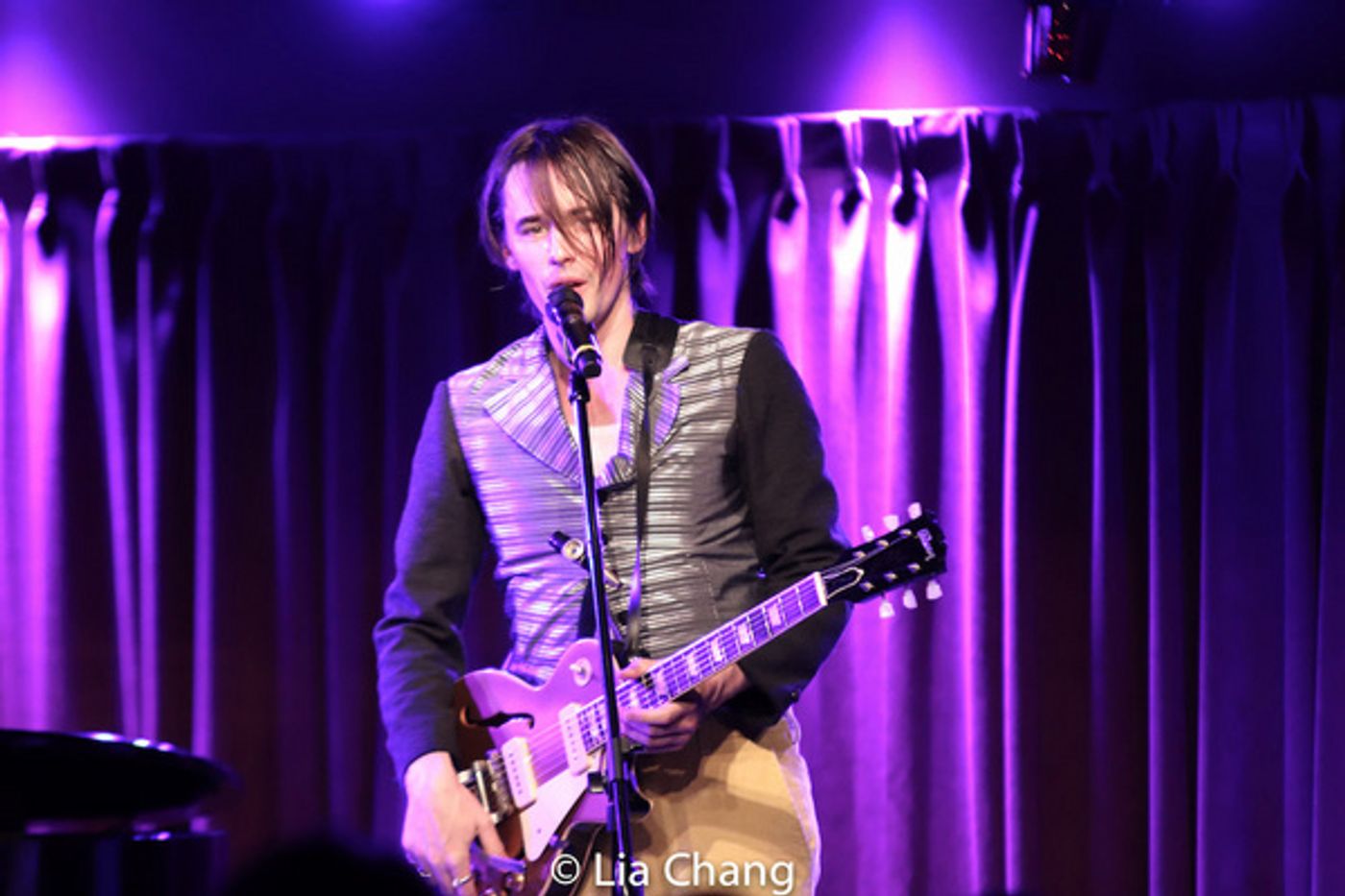Photos/Video: Reeve Carney In Concert At The Green Room 42  Image