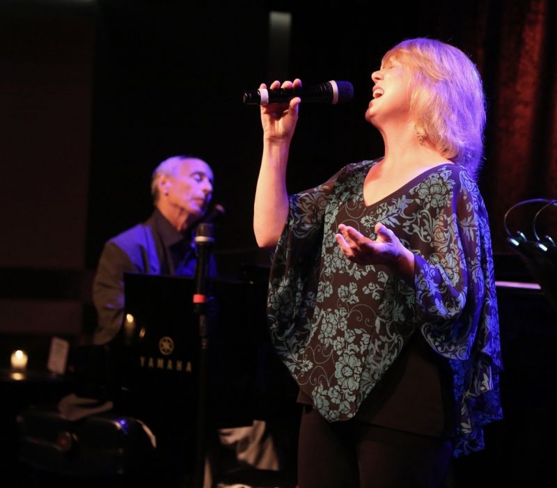 Photo Flash: Gene Reed's Lens Documents The September 28th THE LINEUP WITH SUSIE MOSHER  Image