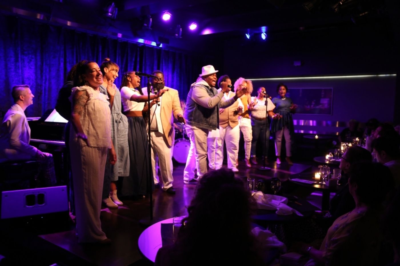 Photo Flash: August 31st THE LINEUP WITH SUSIE MOSHER at Birdland Theater Showcased by Gene Reed AND Stewart Green Photo Flash: August 31st THE LINEUP WITH SUSIE MOSHER at Birdland Theater Showcased by Gene Reed AND Stewart Green Image