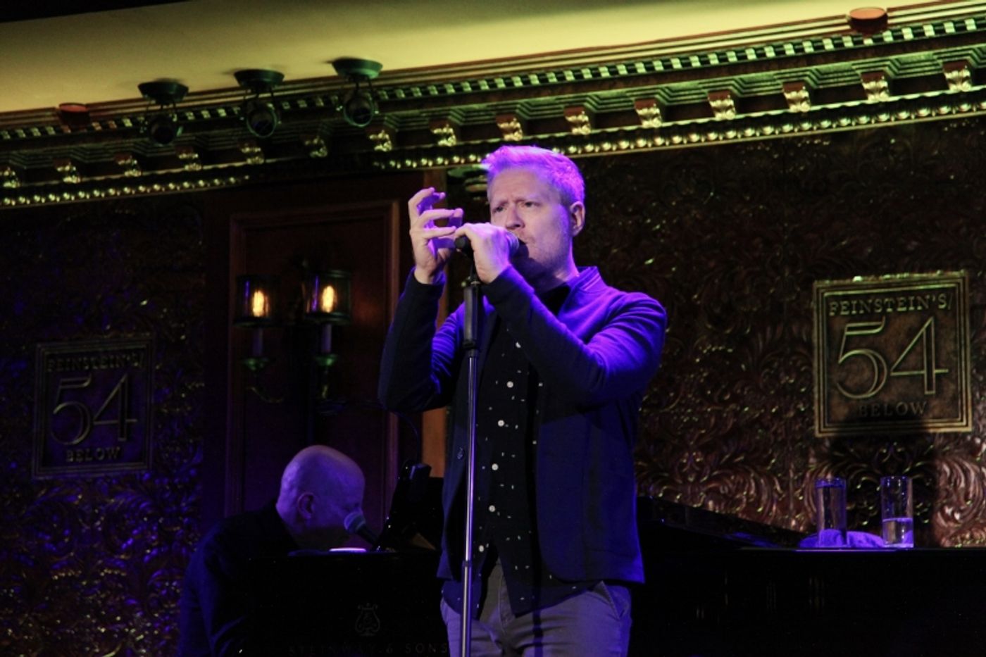 Review: Anthony Rapp Is A Mild-Manner Rock Singer In UNPLUGGED At Feinstein's/54 Below  Image