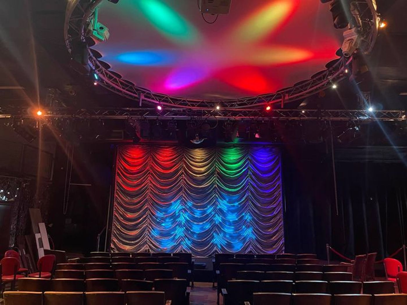 Review: THE ROCKY HORROR SHOW at The Desert Rose Playhouse is Campy, Bloody Fun.  Image