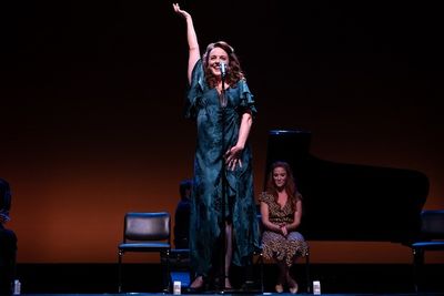 Melissa Errico  Photo