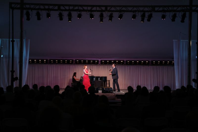 Photos: BTG's Colonial Concert Series Concludes With Stephanie J. Block, and Kate Baldwin & Graham Rowat — photo 7 of 7
