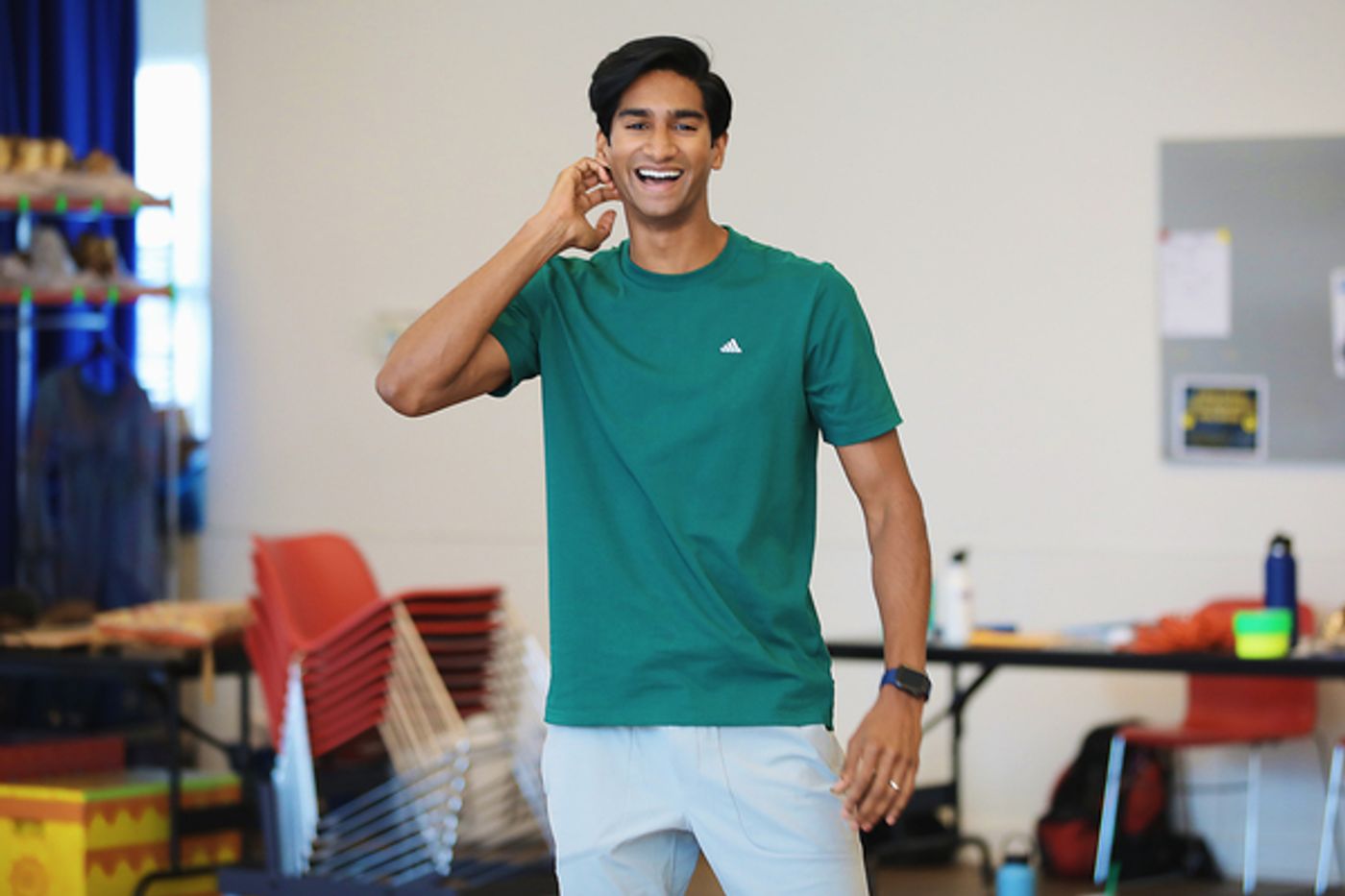 VIDEO: ALADDIN Cast Reunites for First Day Back in Rehearsals  Image