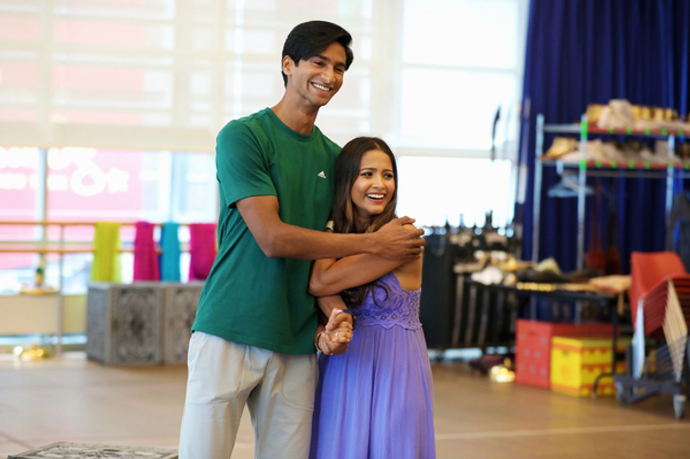 VIDEO: ALADDIN Cast Reunites for First Day Back in Rehearsals  Image