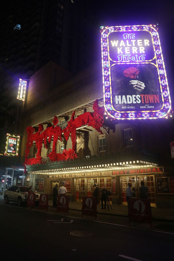 Photos: HADESTOWN Company Celebrates First Performance Back on Broadway — photo 2 of 43