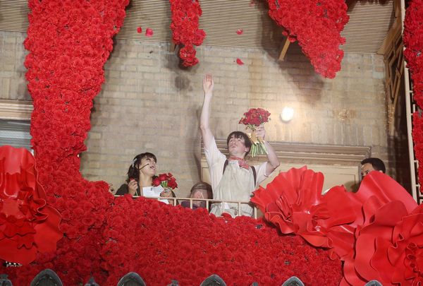 Photos: HADESTOWN Company Celebrates First Performance Back on Broadway — photo 32 of 43