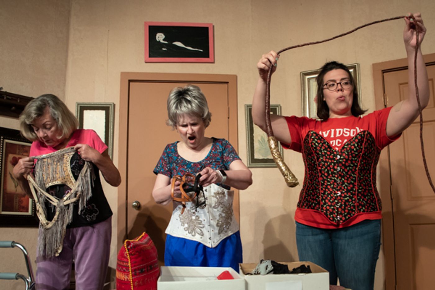 Photos: First look at Theatre's NANA'S NAUGHTY KNICKERS  Image