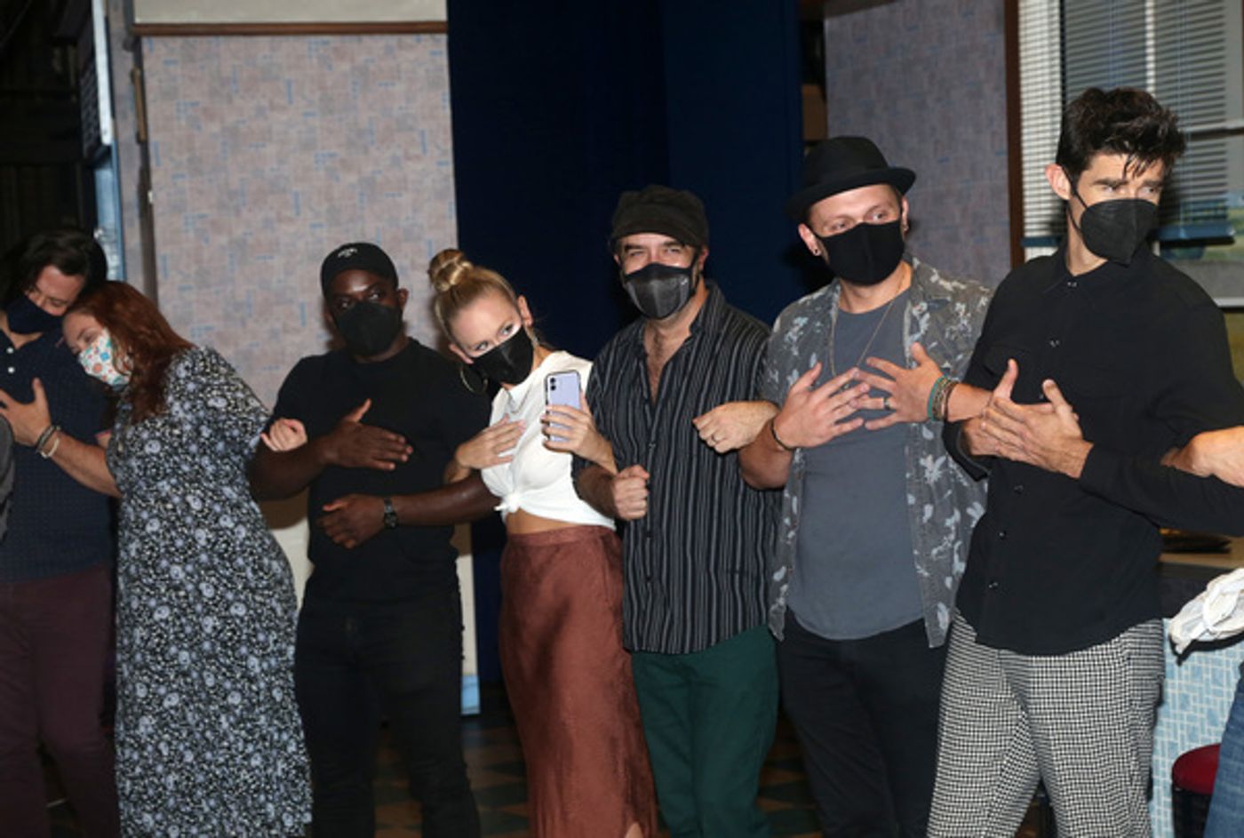 Photos: WAITRESS' Anastacia McCleskey (Virtually) Receives the Legacy Robe  Image