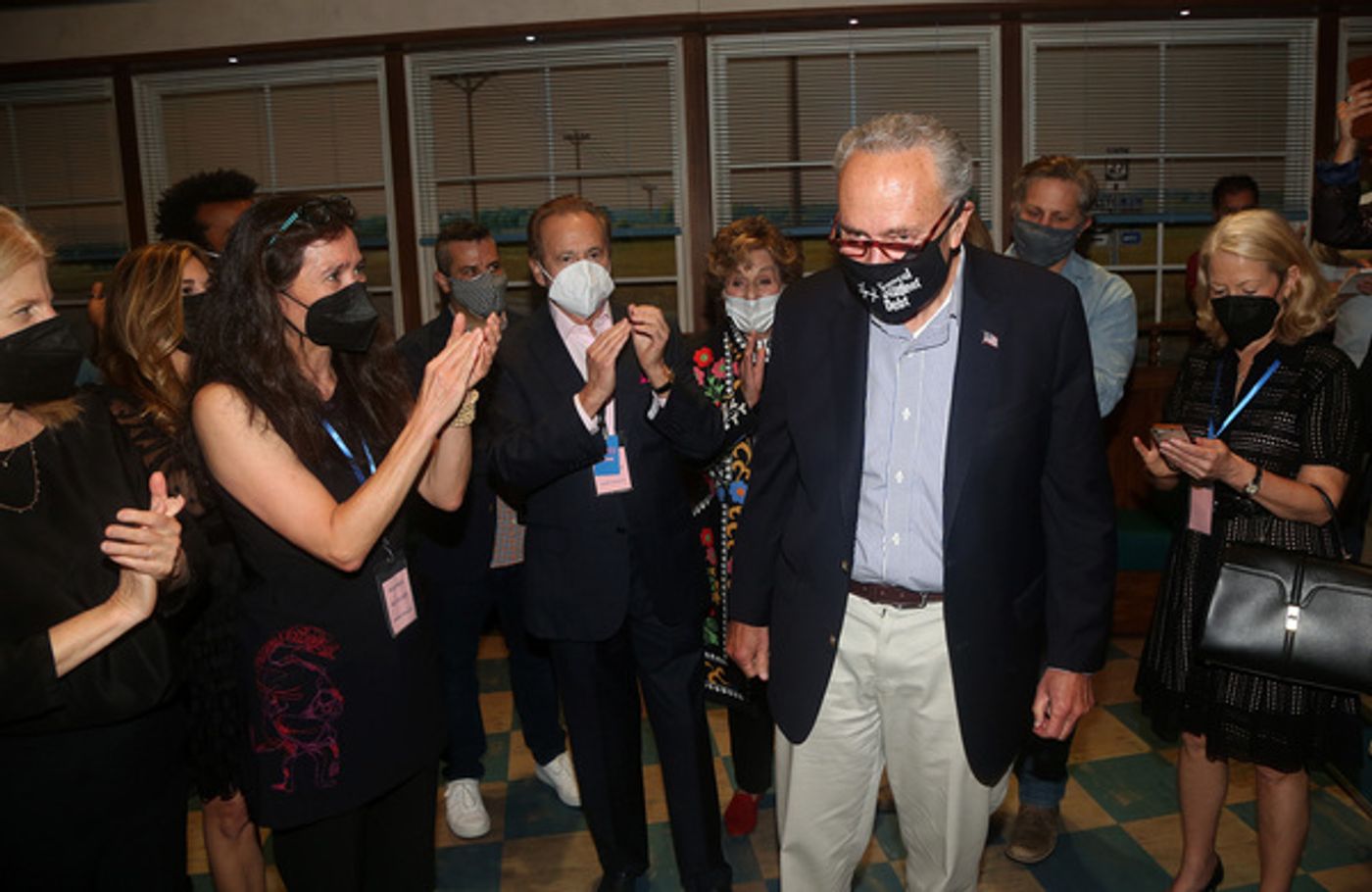 Photos: WAITRESS' Anastacia McCleskey (Virtually) Receives the Legacy Robe  Image