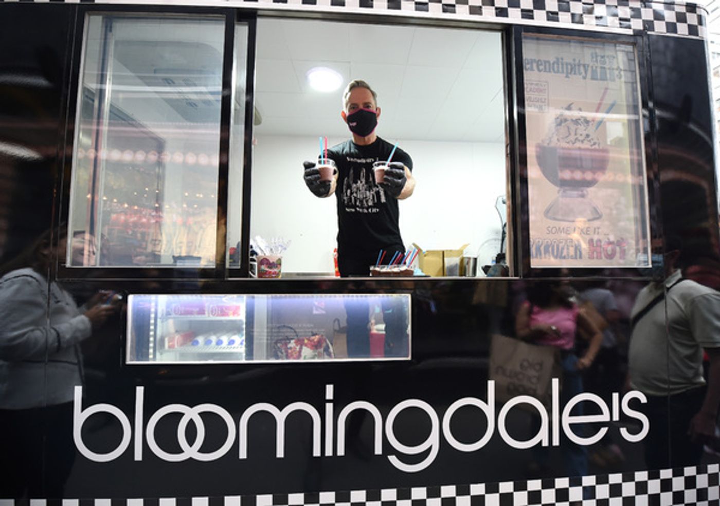 Photos: Michael Urie Hosts 'Opening Night at Bloomingdale's 59th Street' Photos: Michael Urie Hosts 'Opening Night at Bloomingdale's 59th Street' Image