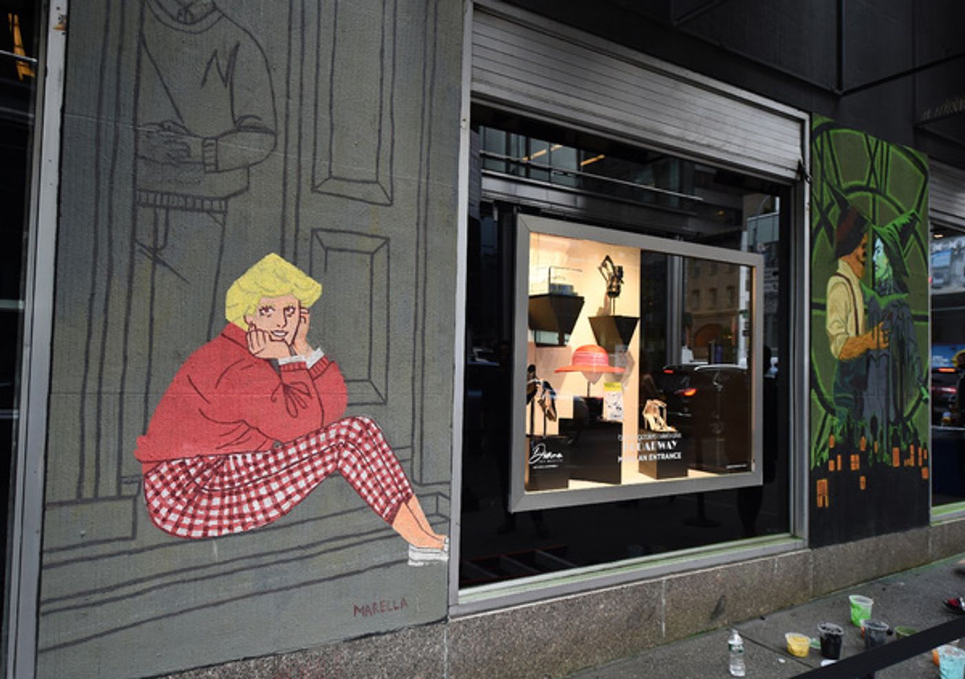 Photos: Michael Urie Hosts 'Opening Night at Bloomingdale's 59th Street' Photos: Michael Urie Hosts 'Opening Night at Bloomingdale's 59th Street' Image