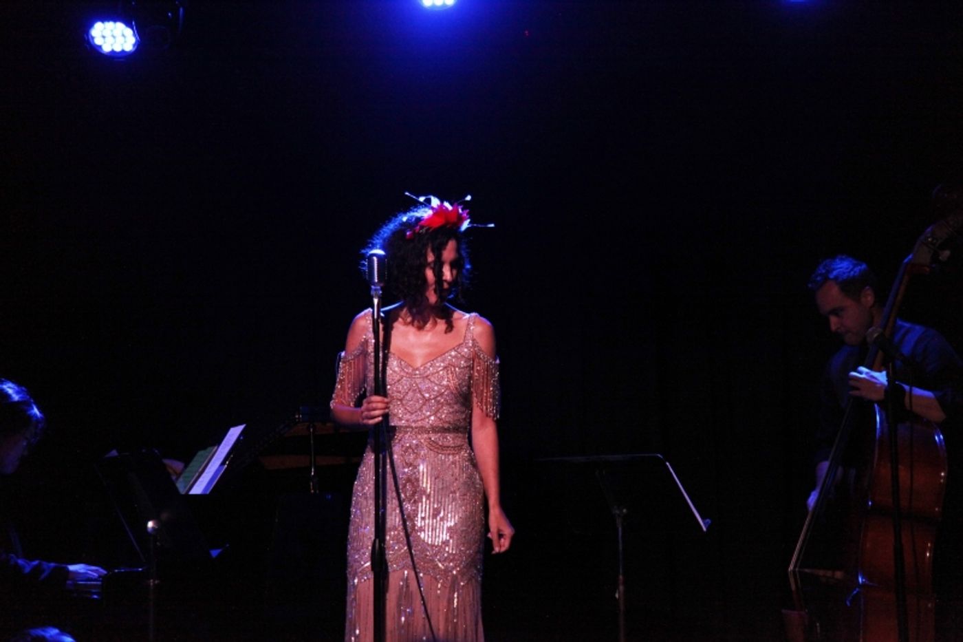 Review: With AMERICAN DIVAS IN PARIS, Chloe Perrier Sings & Swings & Is A Smooth Jazz Diva Herself At The Triad Review: With AMERICAN DIVAS IN PARIS, Chloe Perrier Sings & Swings & Is A Smooth Jazz Diva Herself At The Triad Image