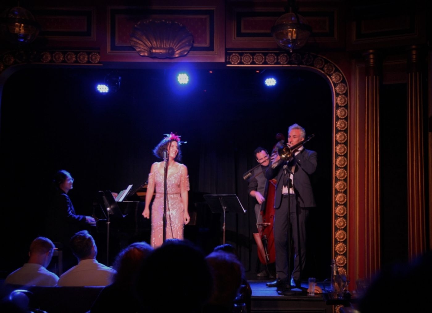 Review: With AMERICAN DIVAS IN PARIS, Chloe Perrier Sings & Swings & Is A Smooth Jazz Diva Herself At The Triad Review: With AMERICAN DIVAS IN PARIS, Chloe Perrier Sings & Swings & Is A Smooth Jazz Diva Herself At The Triad Image