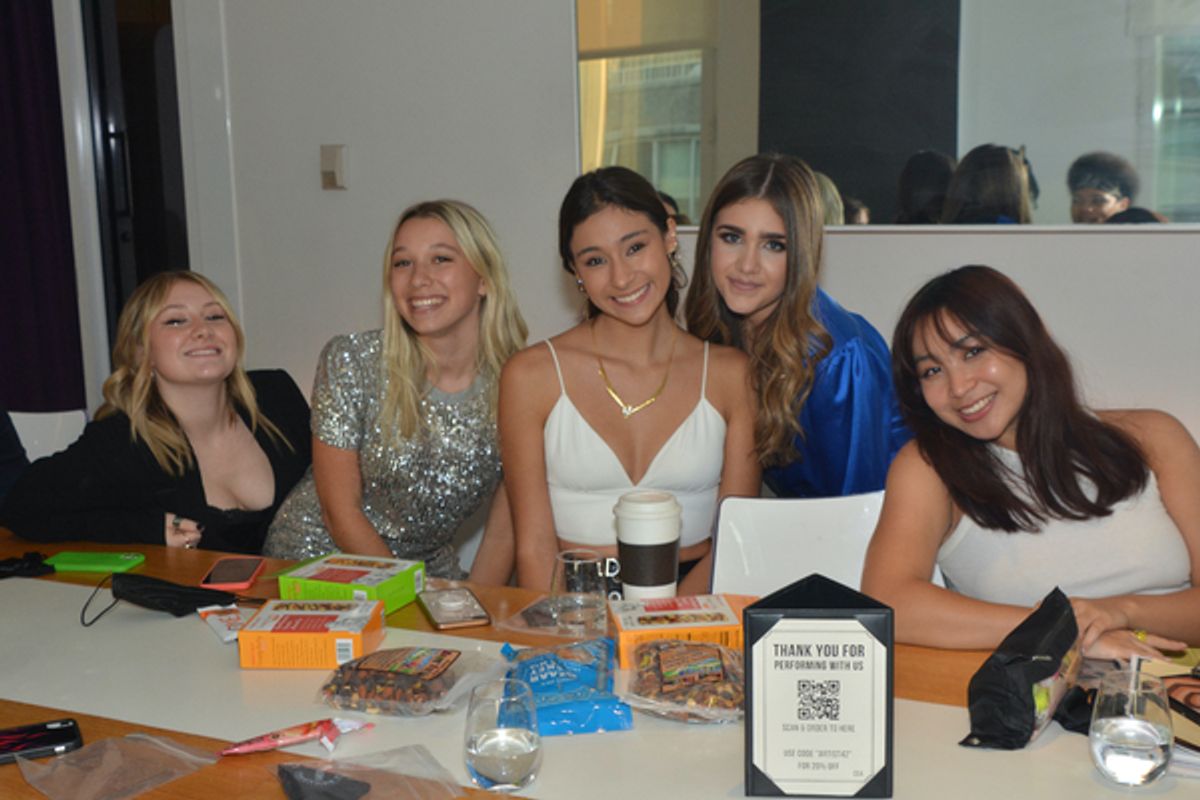 Isabelle Gottfried, Avery Rehl, Victoria Csatay, Amanda Swickle and Adriana Braganza at 