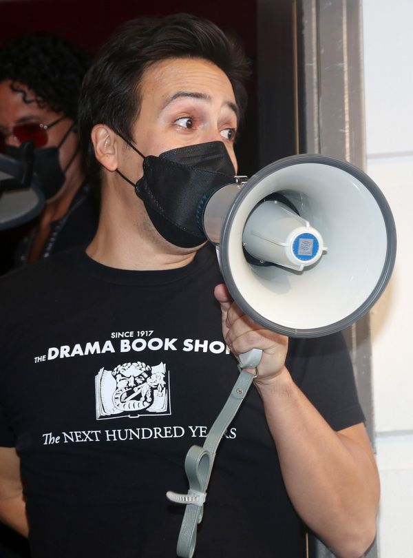 Photos: HAMILTON Returns to Broadway; Lin-Manuel Miranda Hosts Ham4Ham, Curtain Call, and More! — photo 1 of 47
