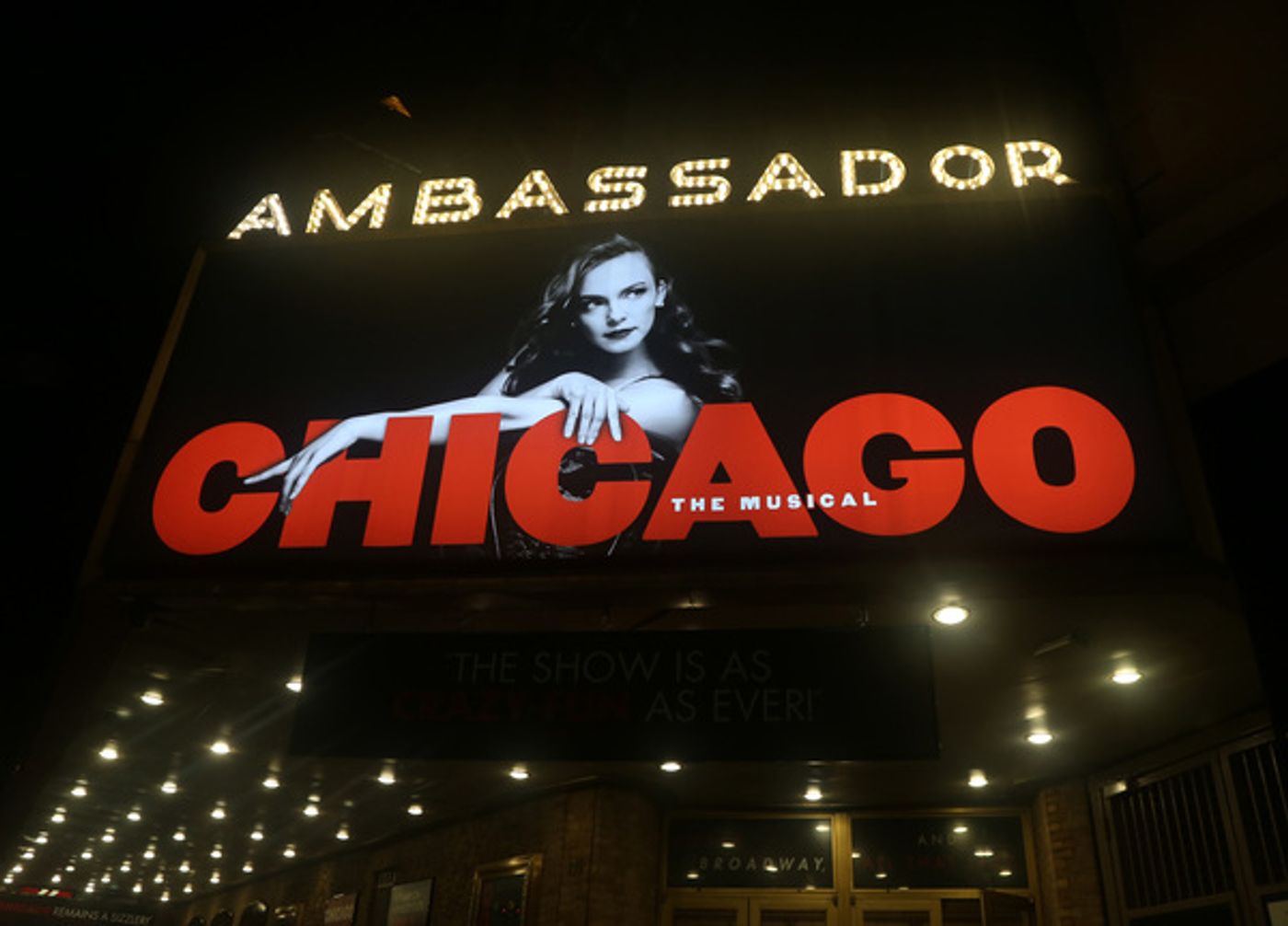 Photos: CHICAGO Company Takes Re-Opening Bows on Broadway  Image