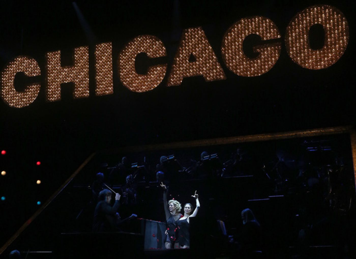 Photos: CHICAGO Company Takes Re-Opening Bows on Broadway  Image