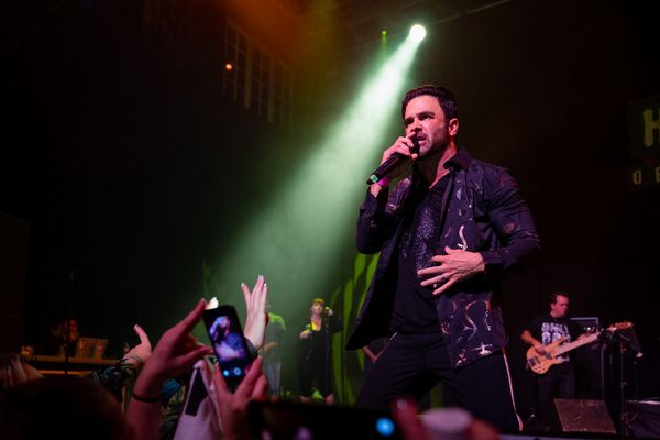 Photos: Hollywood Records Pop Band THE PARTY Bring MMC Fans Together After 30 Years — photo 9 of 23