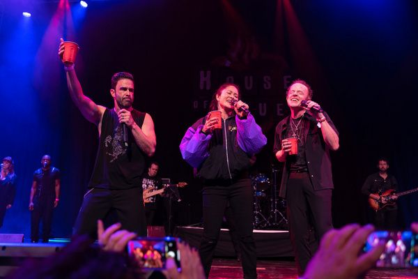 Photos: Hollywood Records Pop Band THE PARTY Bring MMC Fans Together After 30 Years — photo 17 of 23